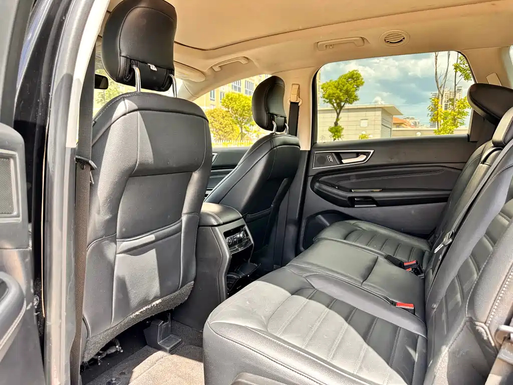FORD EDGE 2018