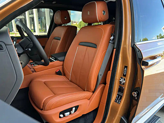 ROLLS ROYCE CULLINAN  2018 YEAR  SEATS EDITION 2018