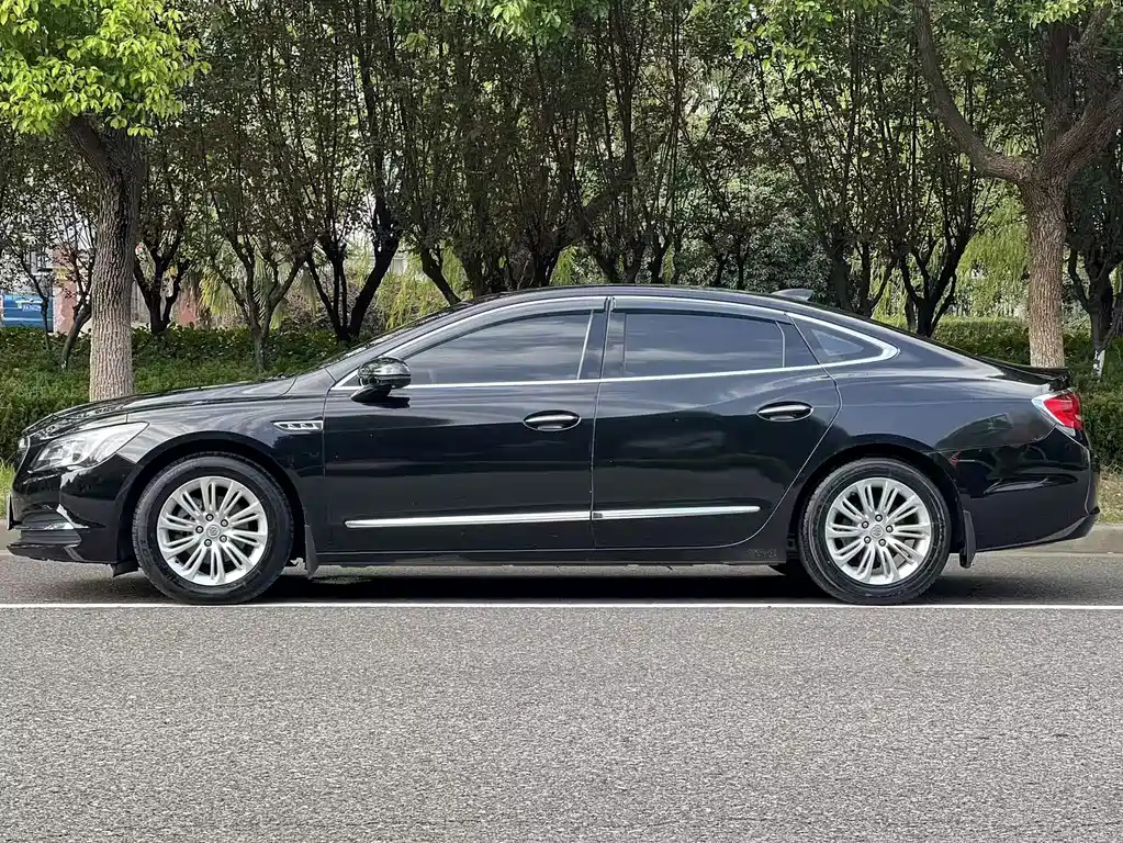 BUICK LACROSSE 2016