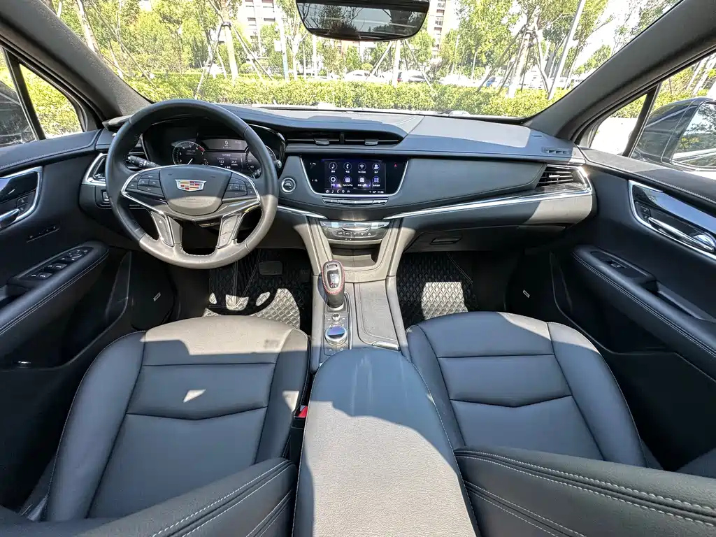 CADILLAC XT5 2020