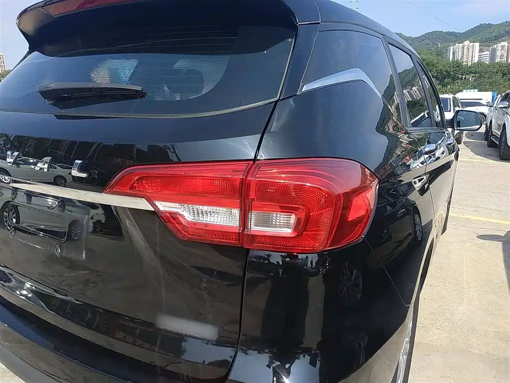 HAVAL M6 2019