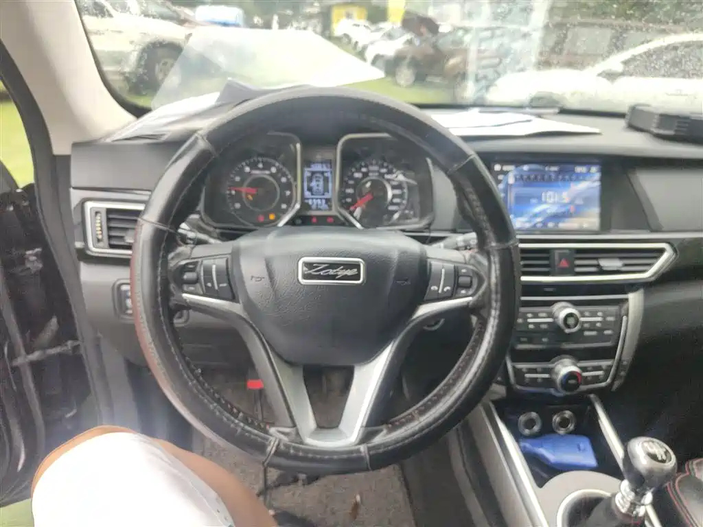 ZOTYE BIG 迈X5 2015