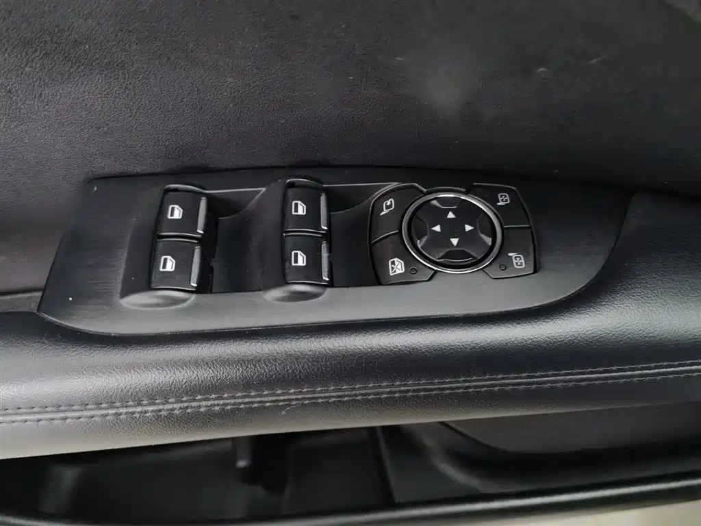 LINCOLN MKZ 2018