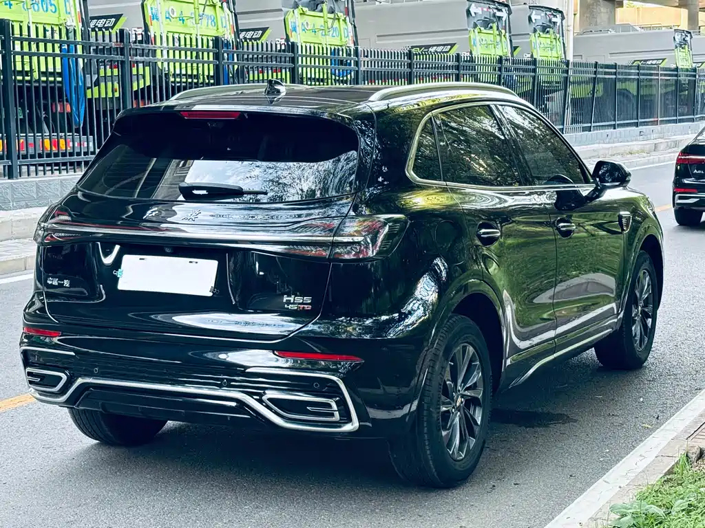 HONGQI HS5 2023