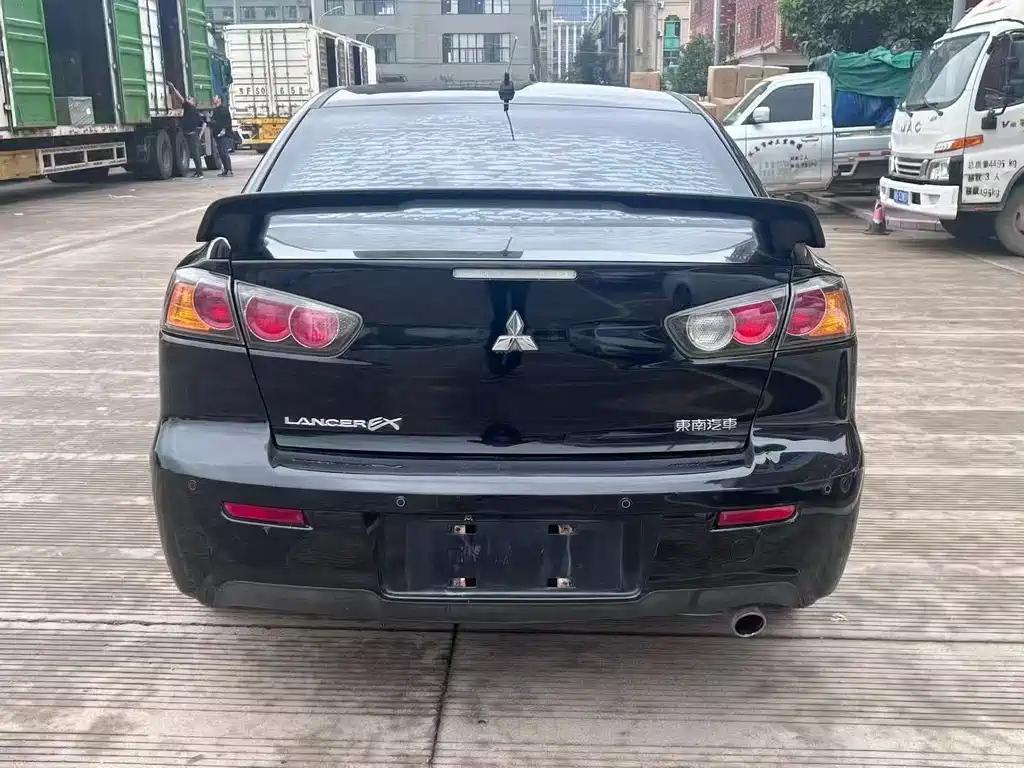 MITSUBISHI LANCER EX 2016