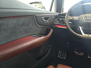 AUDI SQ7  2024 YEAR 4.0 TFSI 2024
