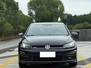 VOLKSWAGEN GOLF 2020
