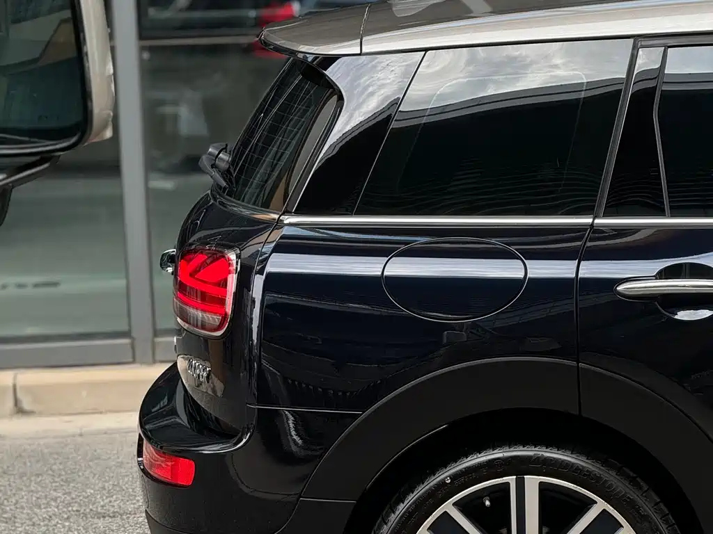 MINI CLUBMAN 2022