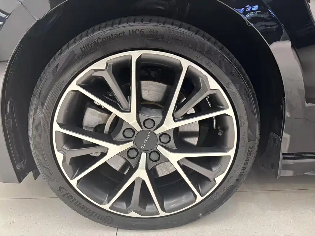 LYNK&CO 03 NEW ENERGY 2020