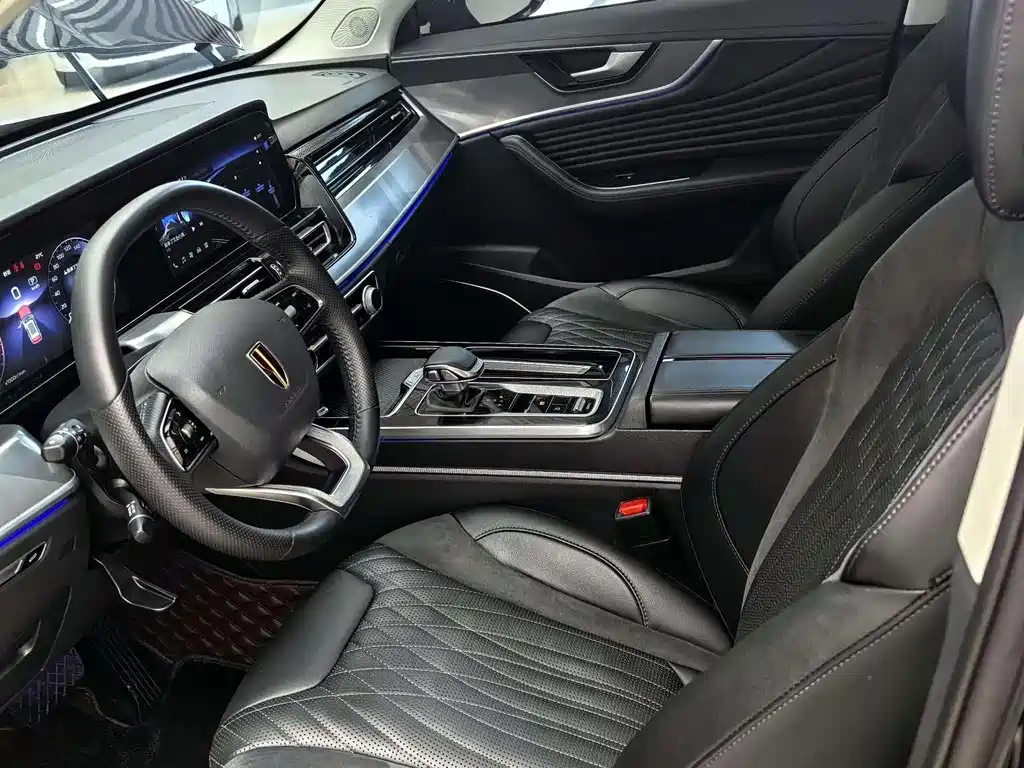 HONGQI HS5 2024