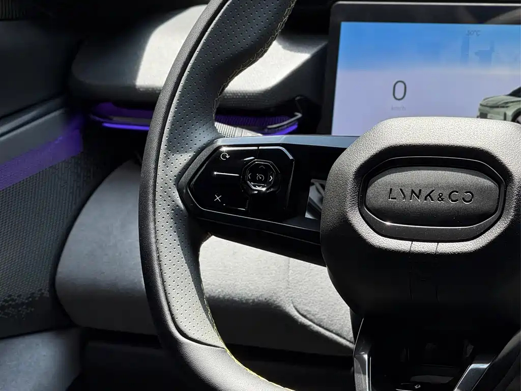 LYNK&CO 08 NEW ENERGY 2024