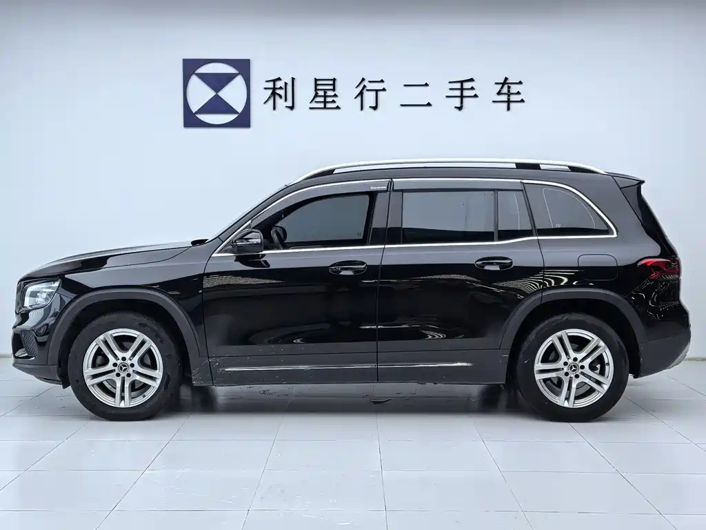 MERCEDES BENZ GLB 2022