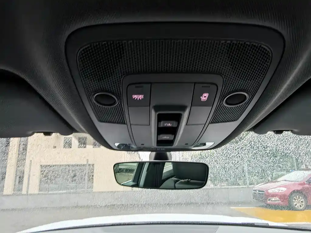 AUDI Q3 2024