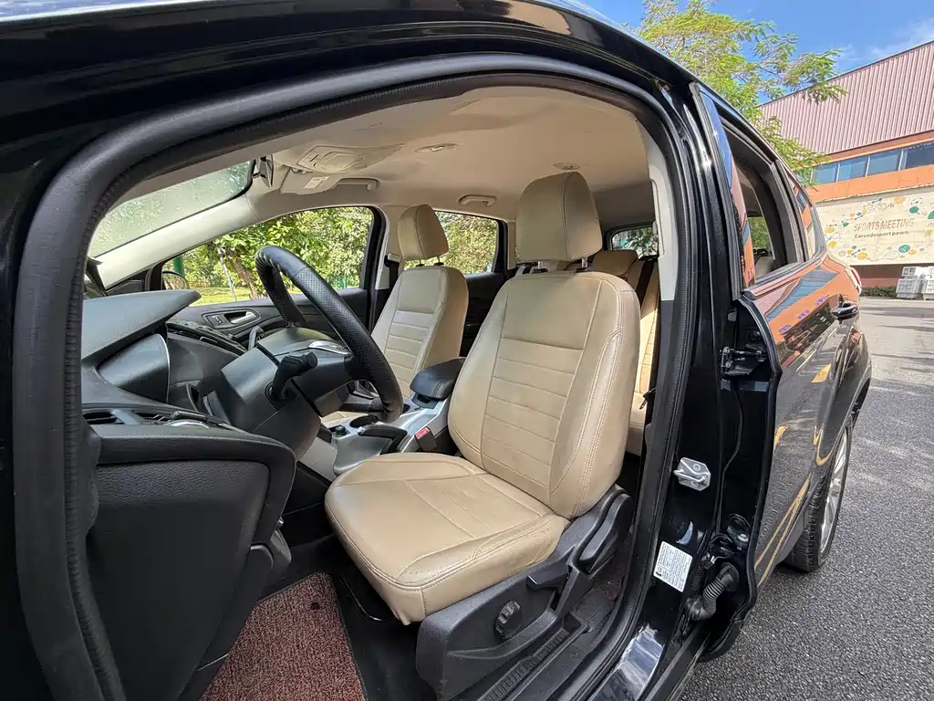 FORD ESCAPE 2013