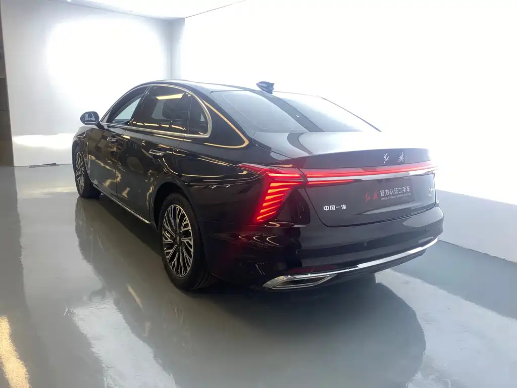 HONGQI H5 2024