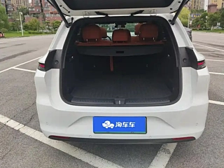 LI AUTO L6  2024 YEAR PRO 2024