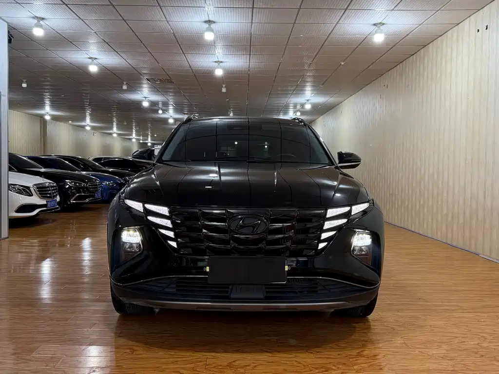 HYUNDAI TUCSON 2023