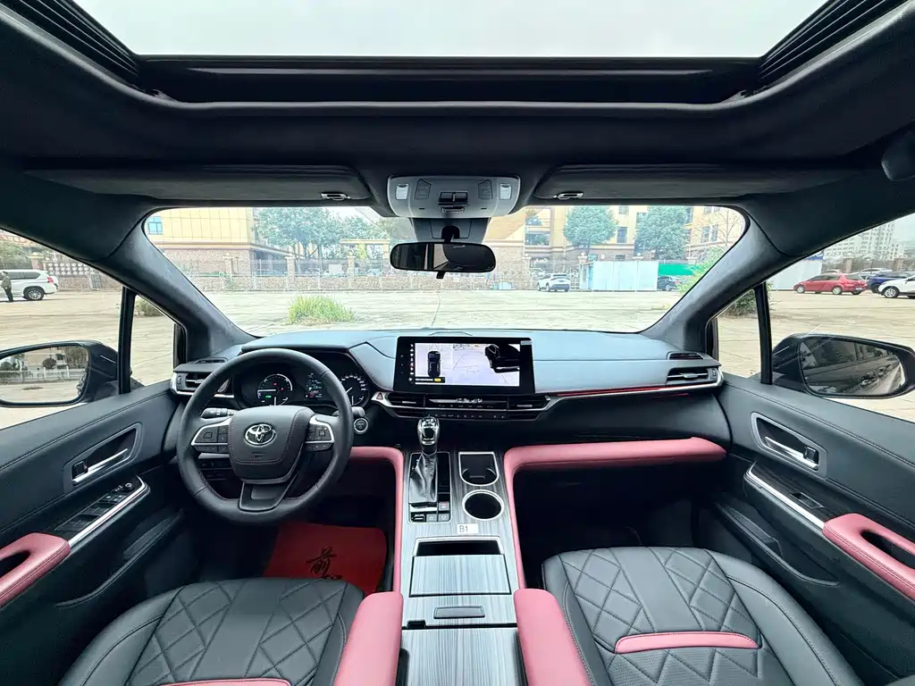 TOYOTA SIENNA SIENNA 2025