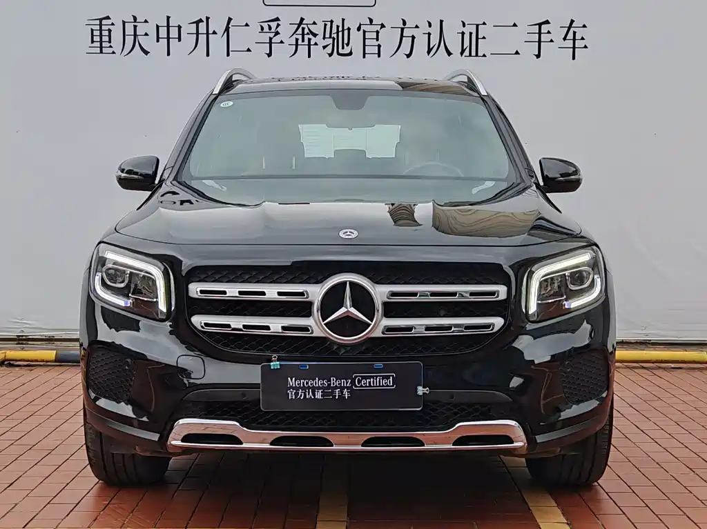 MERCEDES BENZ GLB 2023