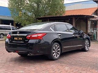 NISSAN TEANA 2017