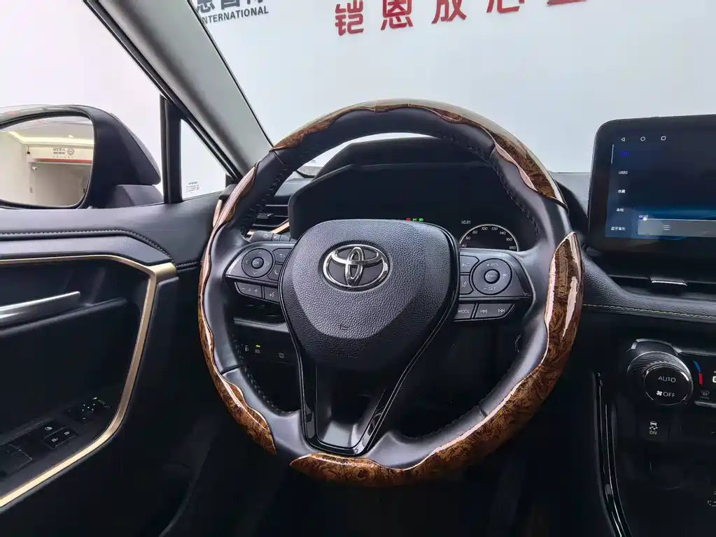 TOYOTA WILDLANDER 2024