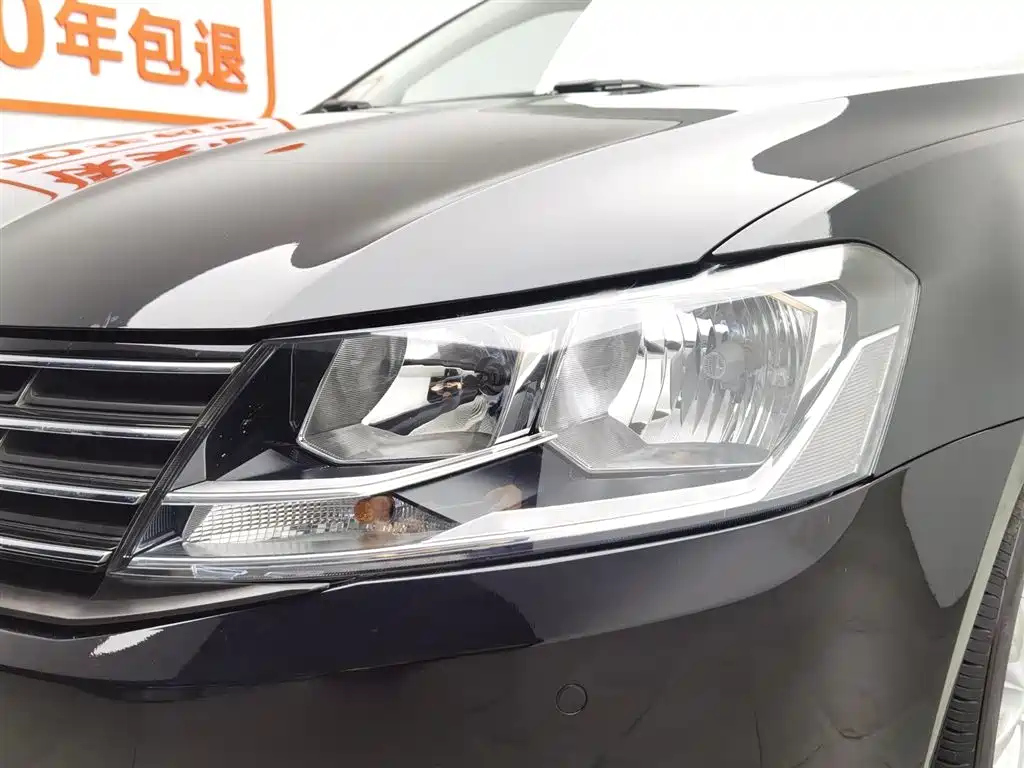 VOLKSWAGEN LAVIDA 2018