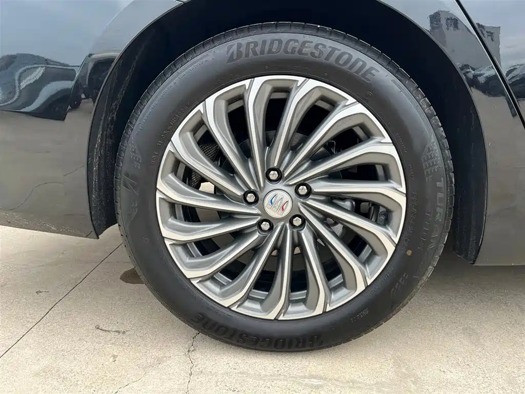 BUICK LACROSSE 2024