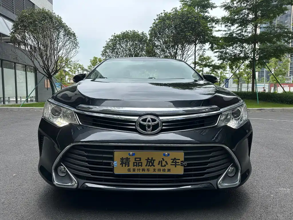 TOYOTA CAMRY 2016