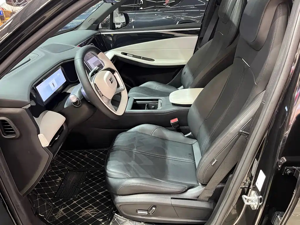 GEELY GALAXY GALAXY L7 2023