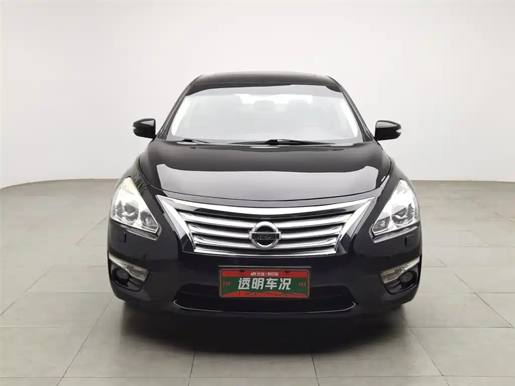 NISSAN TEANA 2015