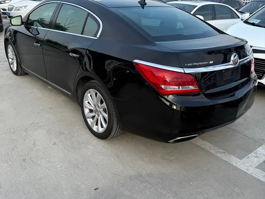 BUICK LACROSSE 2013