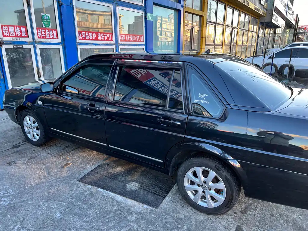 VOLKSWAGEN OTHER 2010