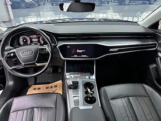 AUDI A7  2021 YEAR 40 TFSI LUXURY 2021