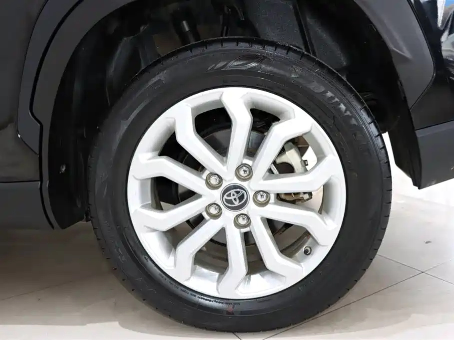 TOYOTA FRONTLANDER 2023