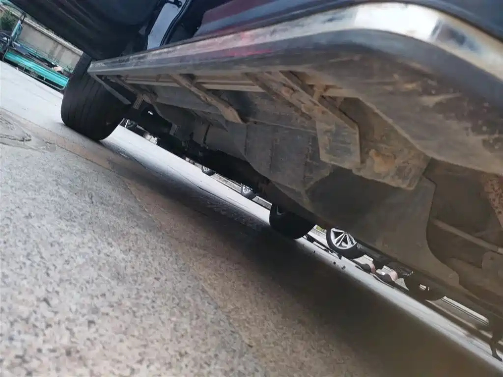DONGFENG AEOLUS AX7 2016