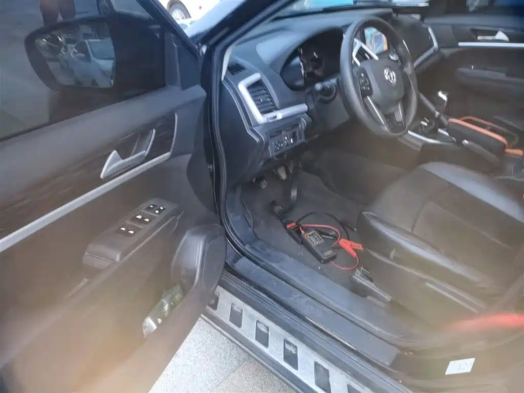 DONGFENG AEOLUS AX7 2016