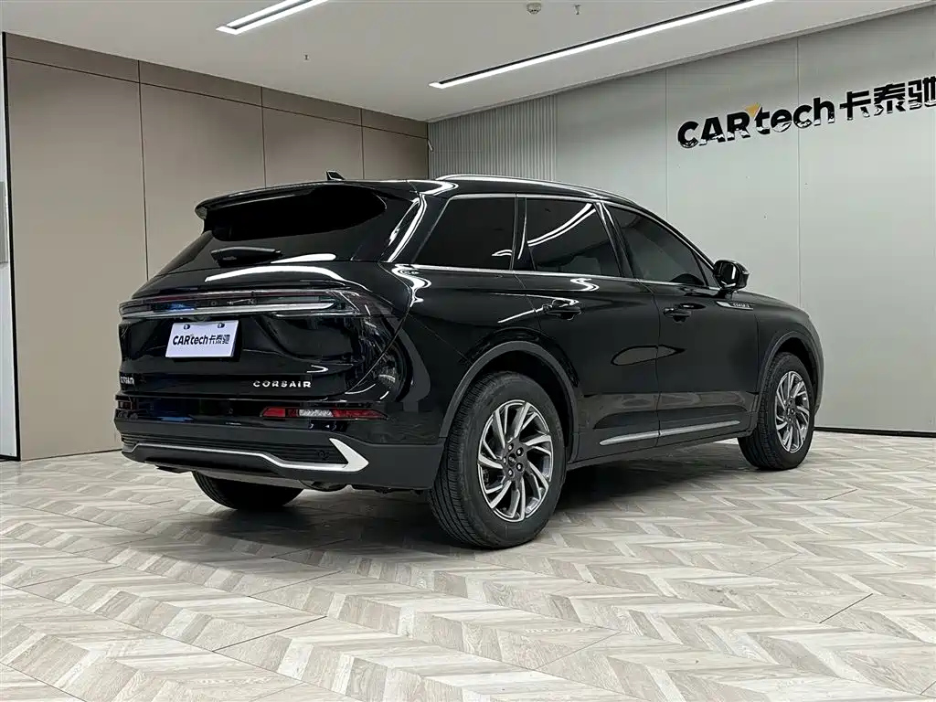 LINCOLN ADVENTURER 2023