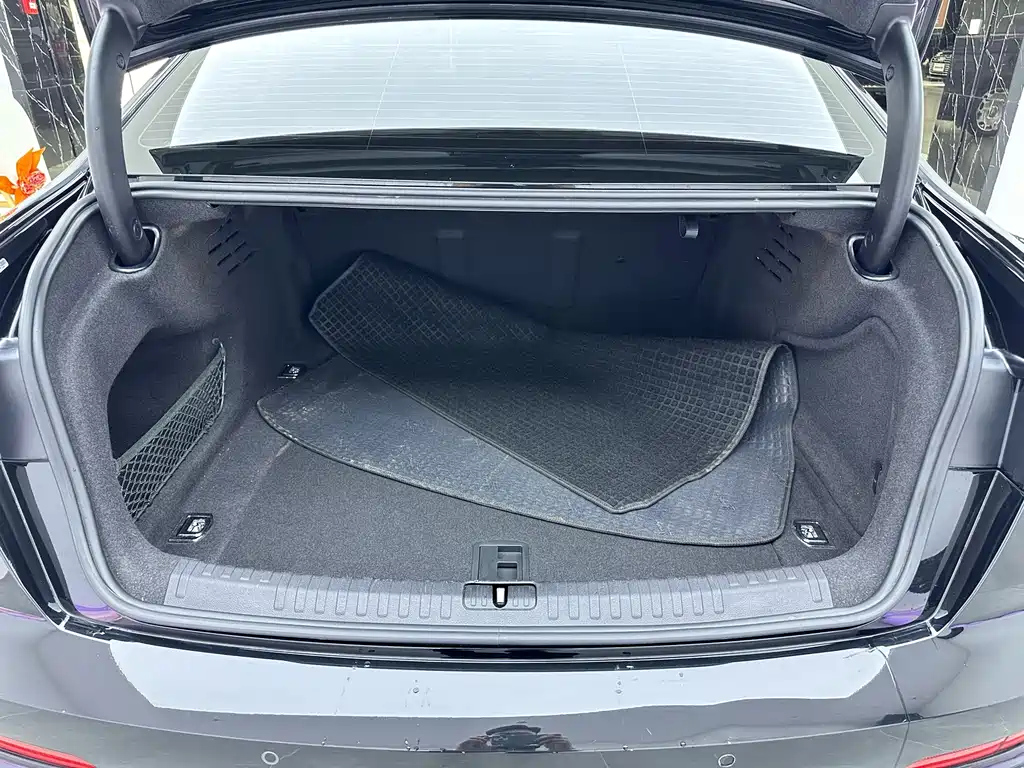AUDI A6L 2022