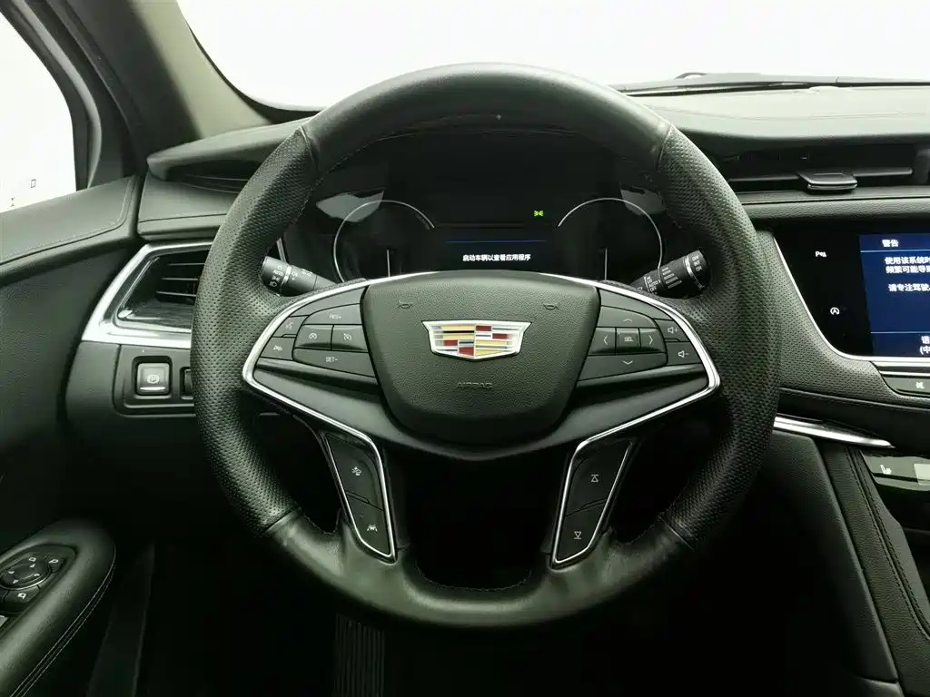 CADILLAC XT5 2022