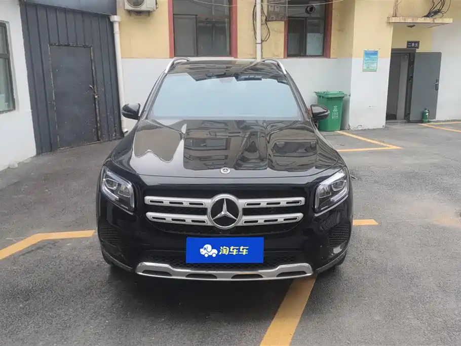 MERCEDES BENZ GLB 2023