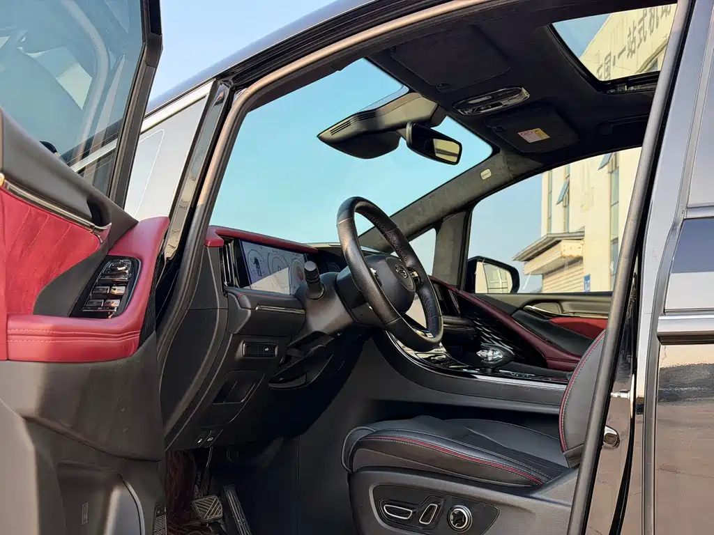 TRUMPCHI M8 2023
