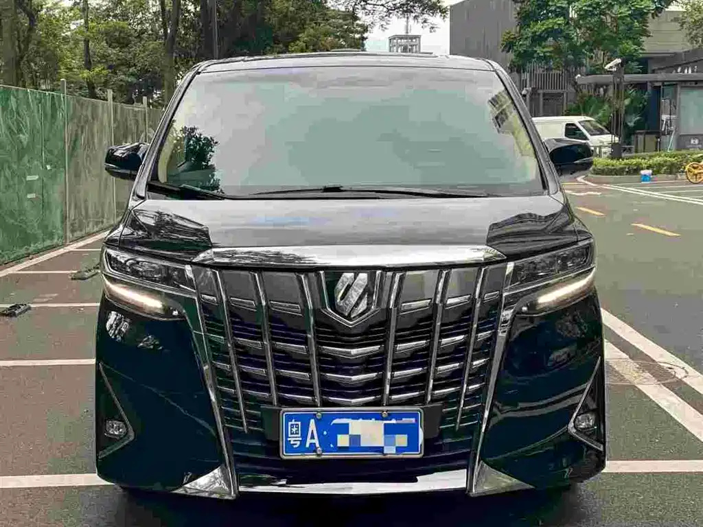 TOYOTA ALPHARD 2018