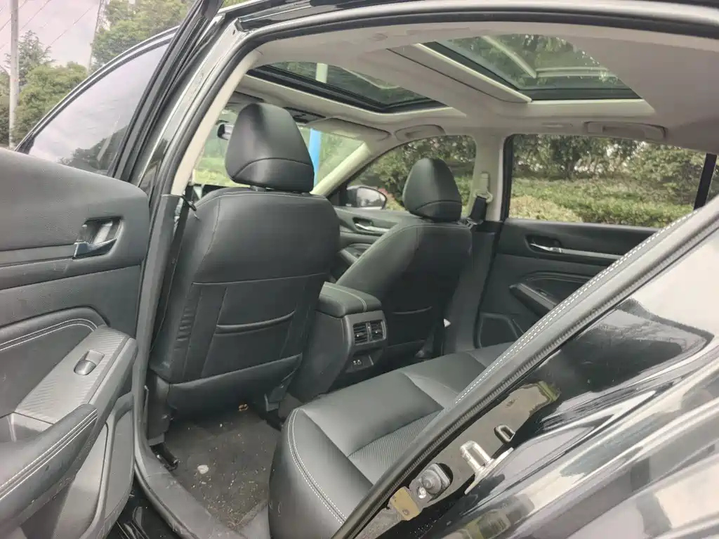 NISSAN TEANA 2020