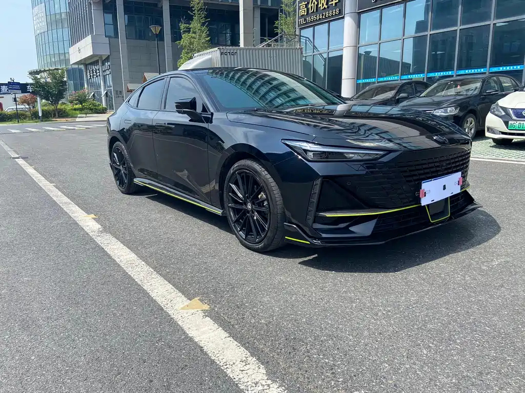 CHANGAN UNI-V 2023