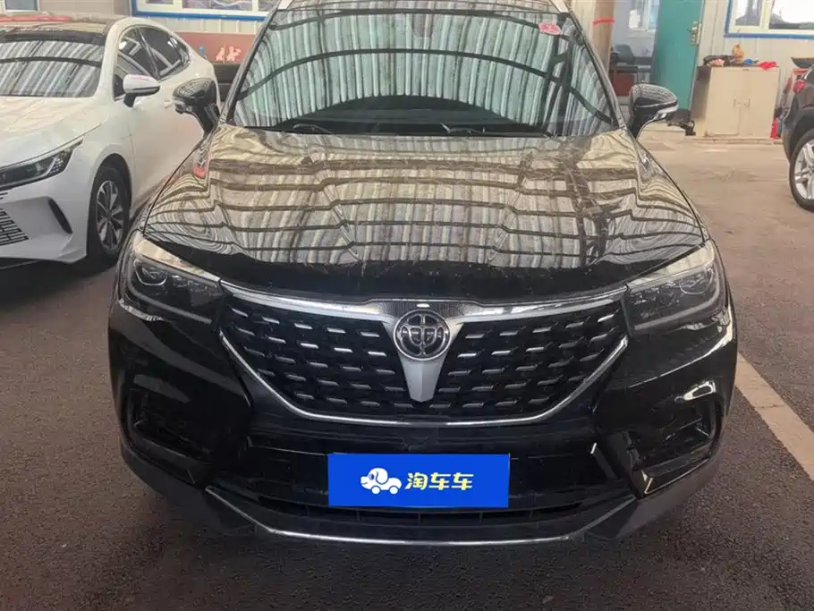ZHONGHUA V7 2019
