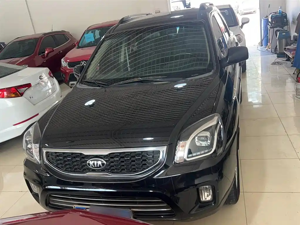 KIA SPORTAGE 2013