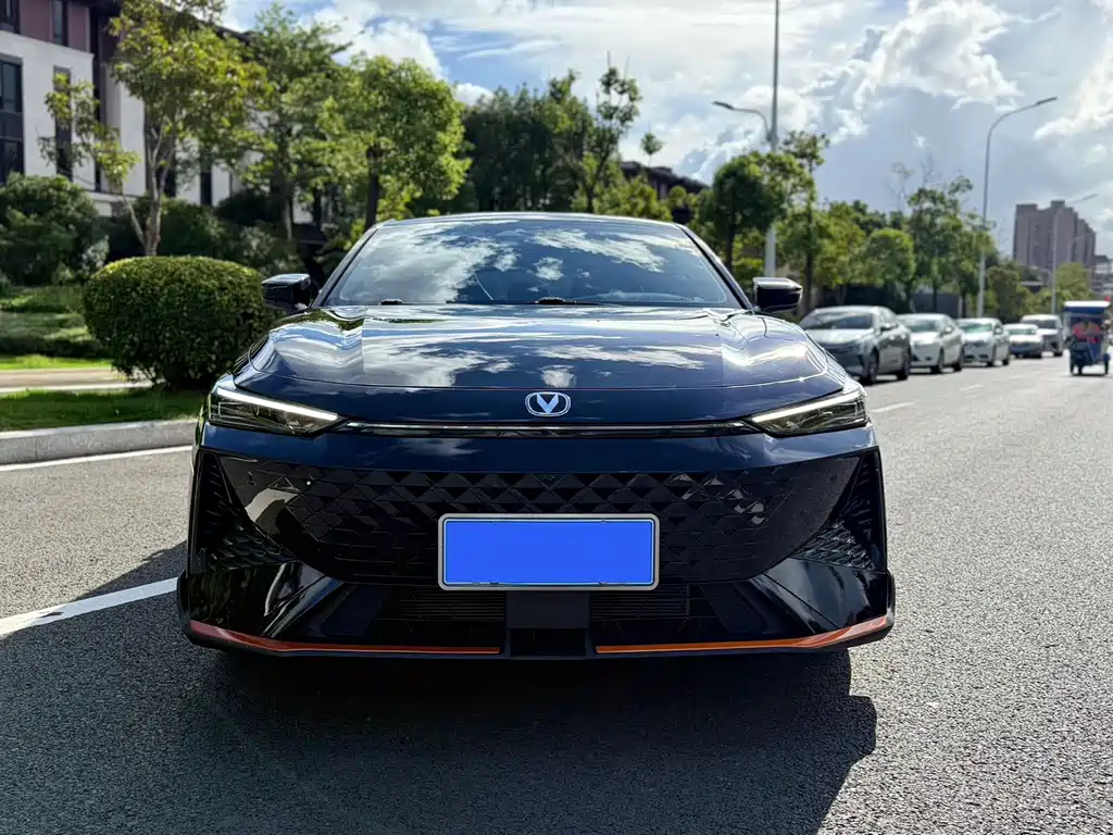 CHANGAN UNI-V 2024