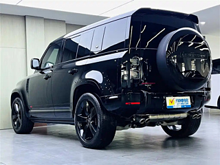 LAND ROVER DEFENDER  2024 YEAR 110 5.0T V8 2024