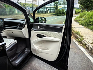 DENZA D9 2024 YEAR DM-I 970 LUXURY 2024