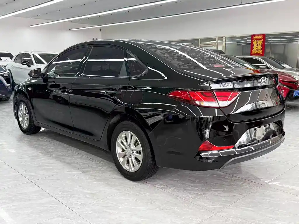 HYUNDAI CELESTA 2018